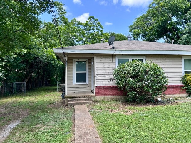 Photo - 203 Madison St Unit A