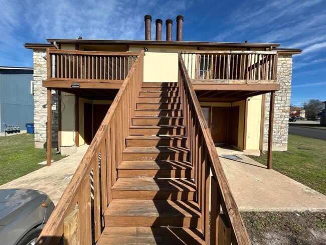 Photo - 2300 Cedrick Cove