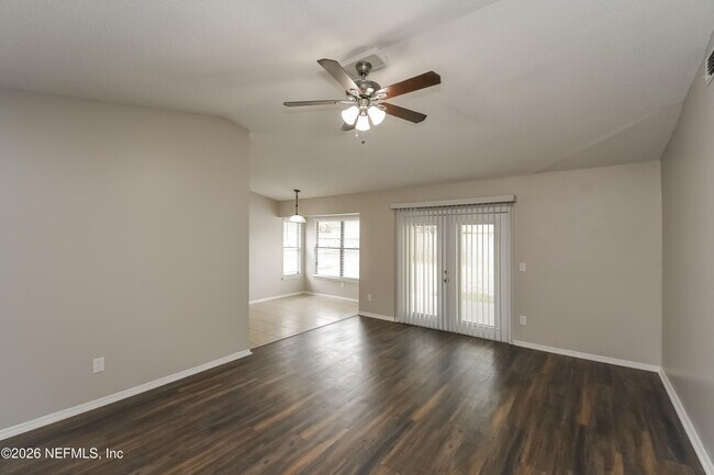 Photo - 1836 Shannon Lake Dr