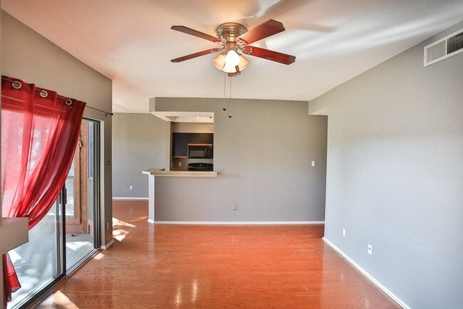 Photo - 4711 Spicewood Springs Rd Unit 182