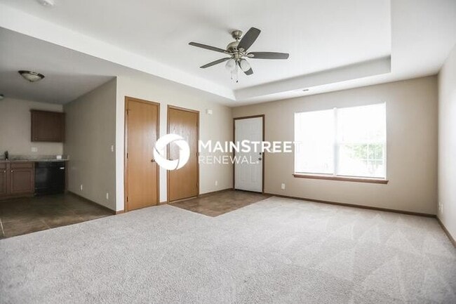 Photo - 3 Bedroom Pet-Friendly Home in Pleasant Hi...