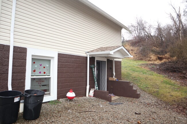 Photo - 525 6th St Unit 2