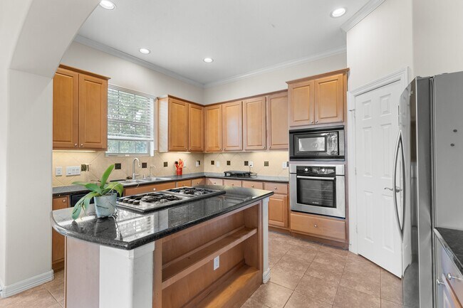 Photo - 7922 Stoneyway Dr