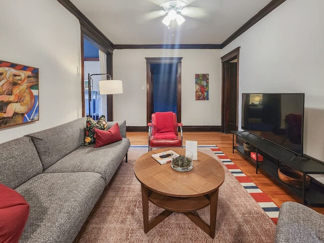 Photo - 3759 N Wayne Ave Unit ID1360109P