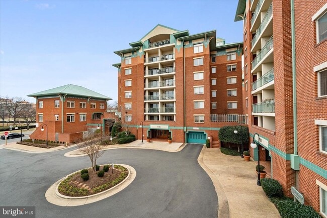 Photo - 545 E Braddock Rd Unit 602