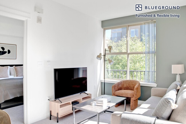 Photo - 11000 NE 10th St Unidad SI FL2-ID465