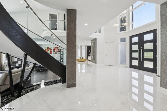 63 Roberts Rd