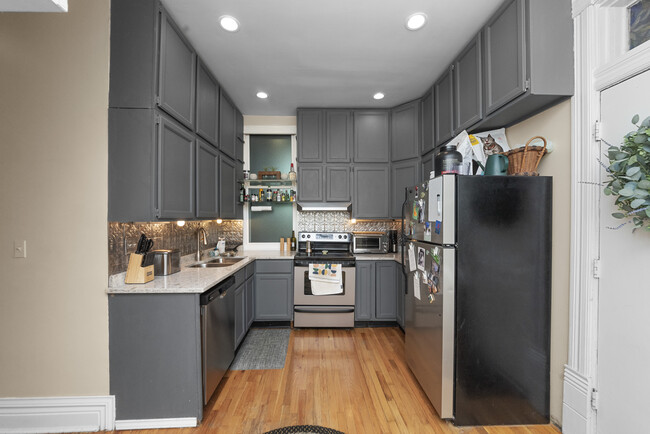 Photo - 2050 N Bissell St Condo Unit 2
