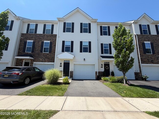 305 Spirit Wy