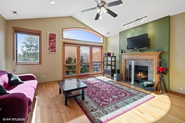 Photo - 6332 S Ellis Ave Unit 3