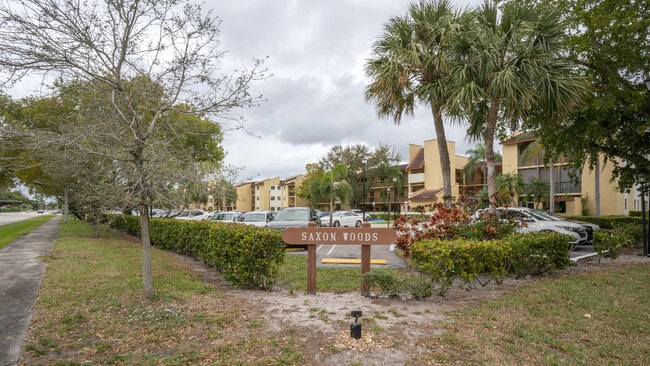 Building Photo - 2015 Coral Ridge Dr Unit 108 Rental