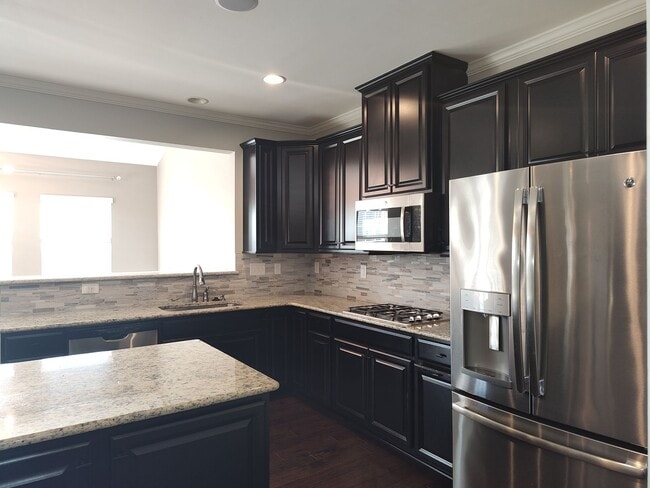 Photo - Georgeous 3 bedroom, 2.5 bathroom home located in the Stafford at Longtree community!