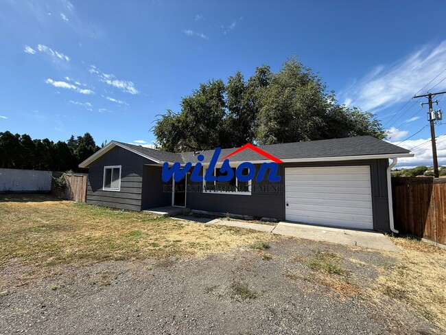 Building Photo - 502 S Friedline Rd