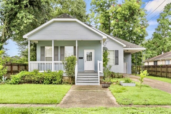 Building Photo - 2424 Lavender St