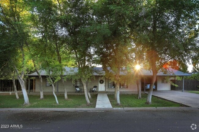 Building Photo - 1428 S Oakley Pl Rental