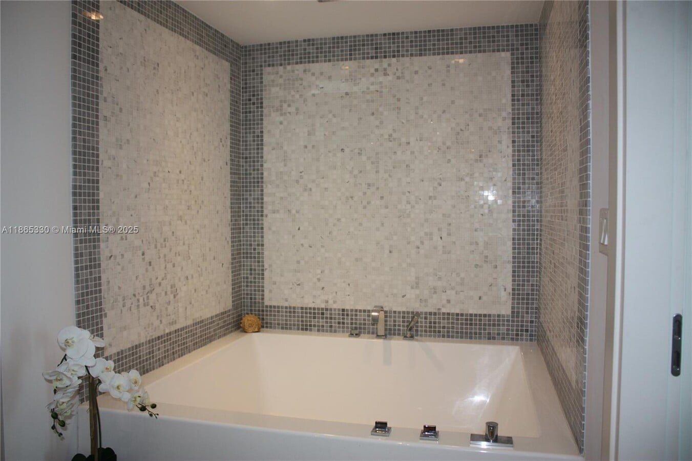 Photo - 200 Biscayne Blvd Way Condo Unit 4413