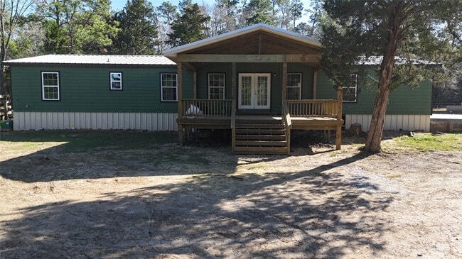 Building Photo - 10621 Parker Dr