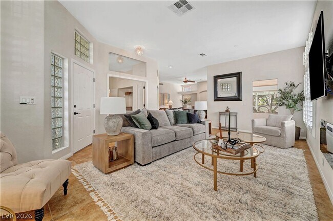 Photo - 1405 Sunblush Ln