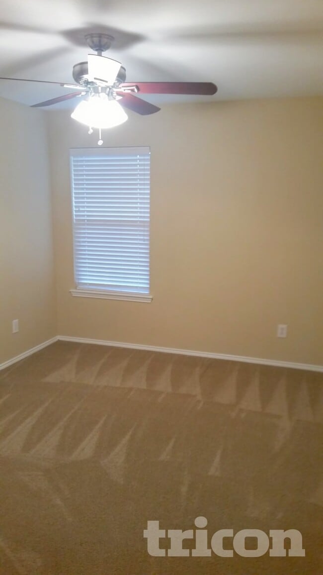 Photo - 16325 Cowboy Trail