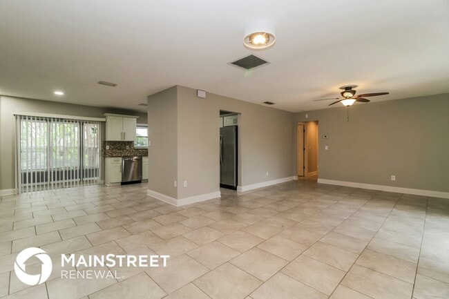Photo - 605 Crosby Dr