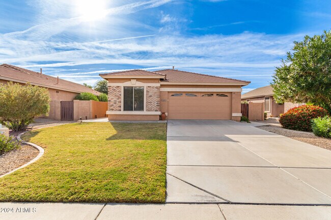 Photo - 1141 E Ranch Ct
