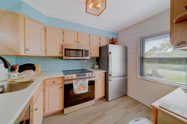 Photo - 13827 Mission Oaks Blvd Unidad 10C