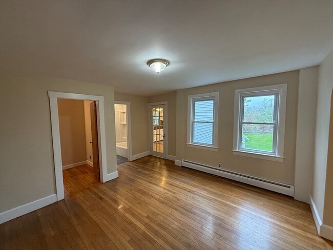 Photo - 84 Emerald Rd