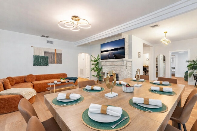 Photo - 1336 NE 14th Ave Unidad SI FL1-ID1475647P