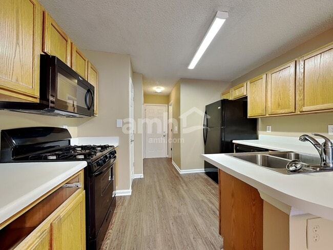 Photo - 4220 Lake Woodard Dr