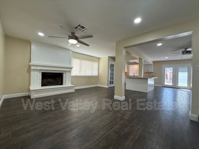 419 Sierra St