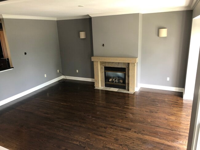 Family Room - 19683 Chagrin Blvd Unit 19683