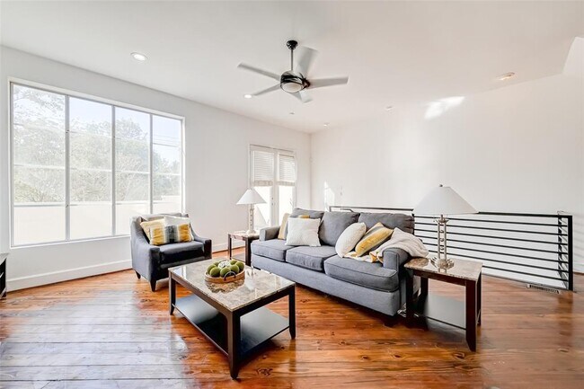 Photo - 2602 Washington Ave Unit C