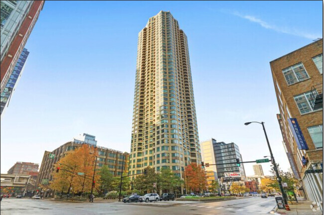 Building Photo - 400 N La Salle Dr Unit 1709 Rental