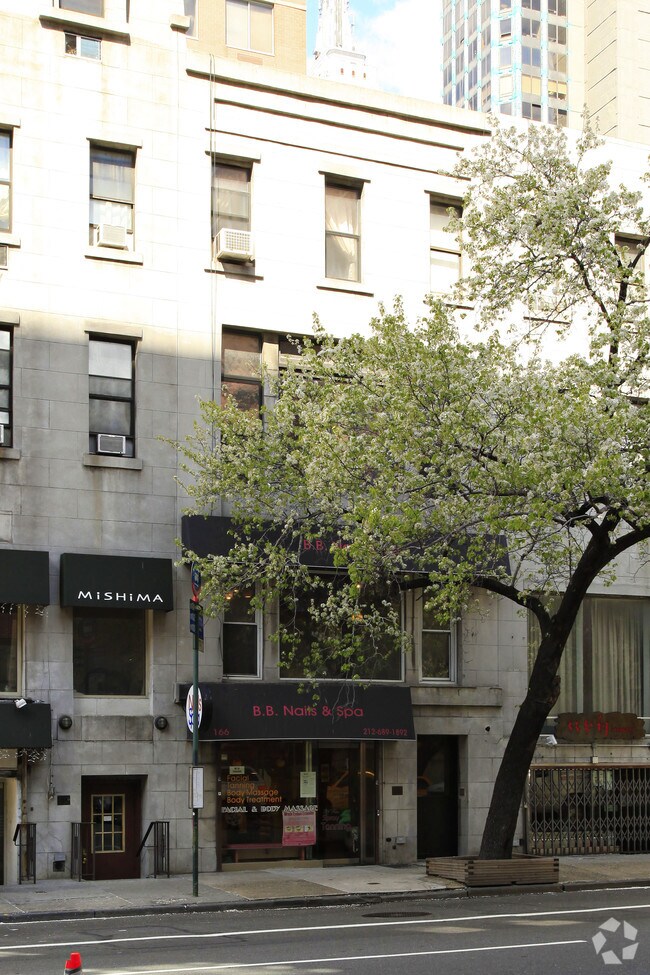 Photo - 166 Lexington Ave
