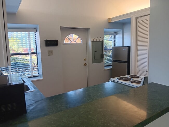 Photo - 5117 McKamey Rd