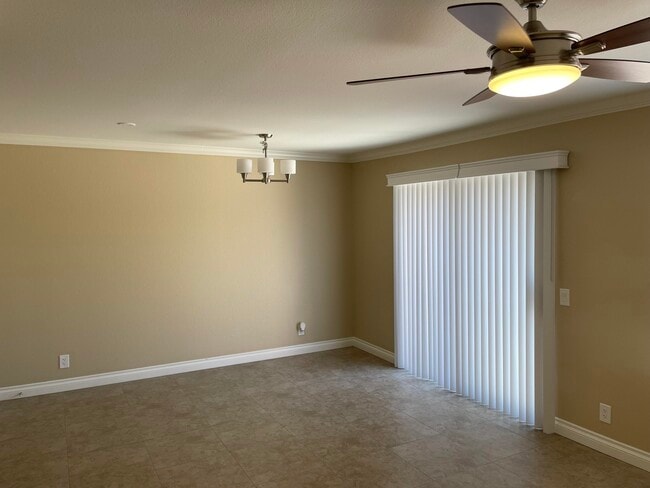 Photo - 43376 Cook St Unit 158