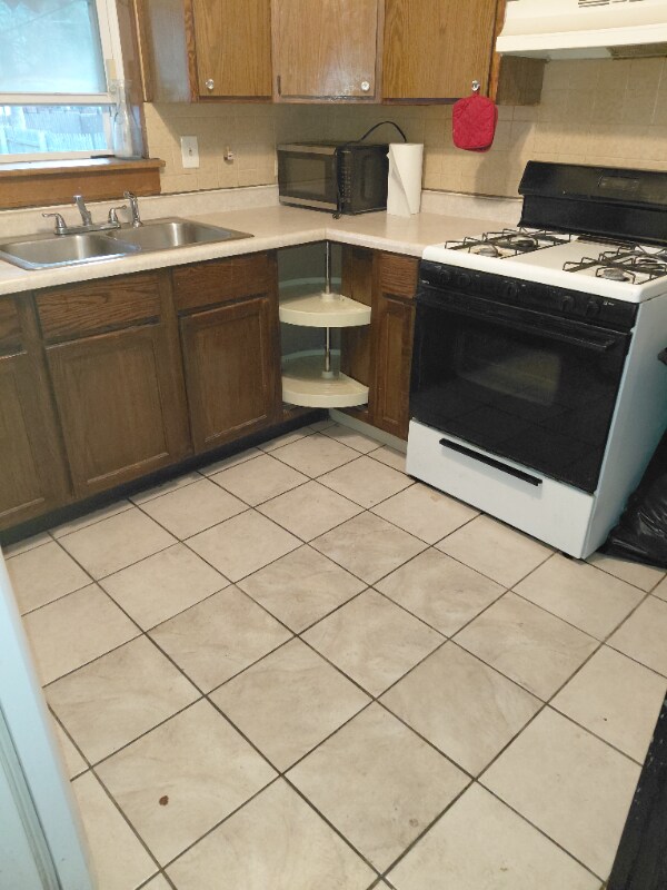 Photo - 7612 S Artesian Ave