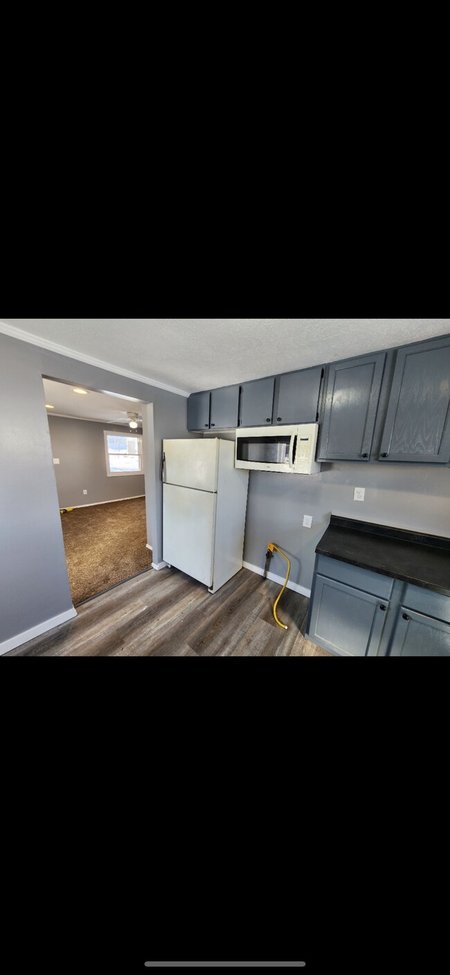 Photo - 409 E Woodside St