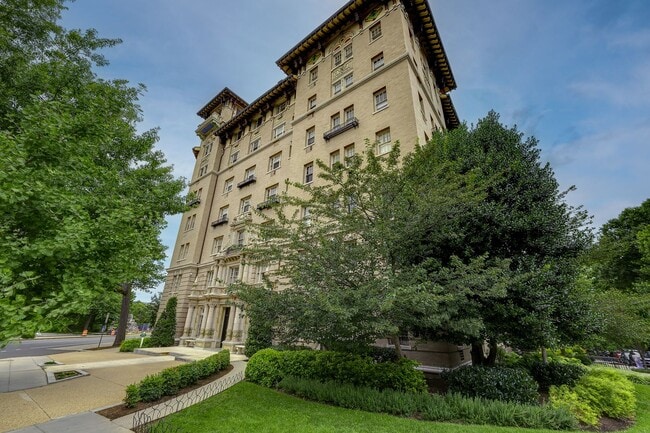 Photo - Great Luxury 1 Bedroom 1 Bath on Connecticut Ave in Kalarama