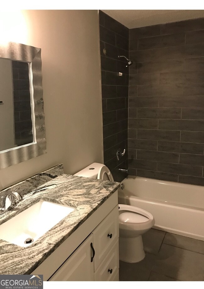 Photo - 4920 Wynship Ln