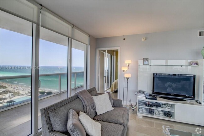 Building Photo - 1830 S Ocean Dr Unit 1708 Rental
