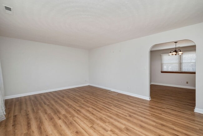 Photo - 2504 Beaufort Ave