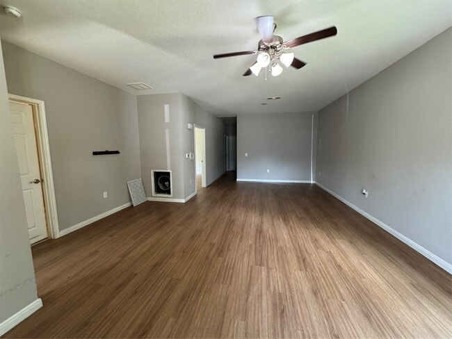 Photo - 47 County Rd