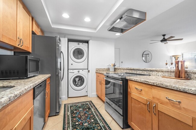 Photo - 11863 Wimbledon Cir Unit 413