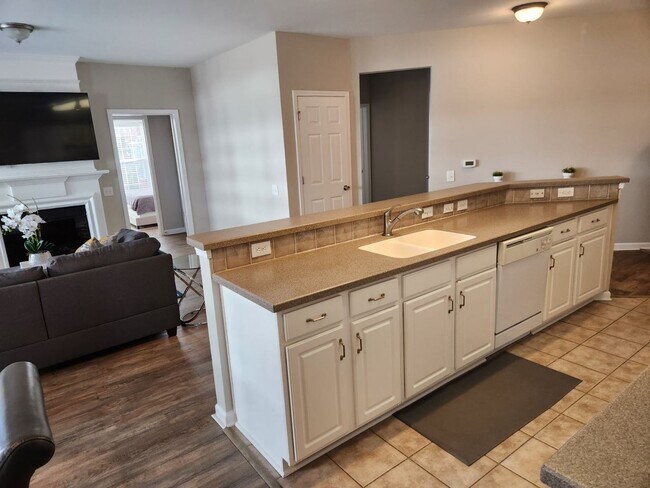 Photo - 3 Bedroom 2 Bathroom Condo in Belle Vista Gated Community