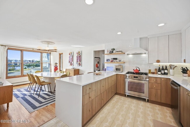 Photo - 113 Central Ave