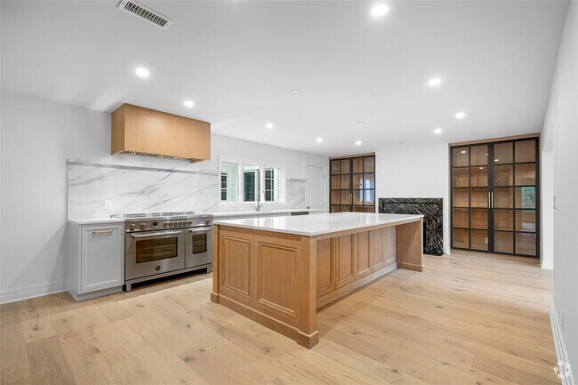Building Photo - 73 Whippoorwill Rd Rental