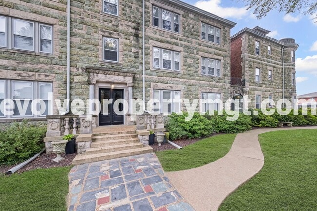 Photo - 1116 Poplar Ave