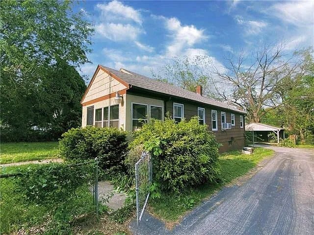 Photo - 5807 Olive St