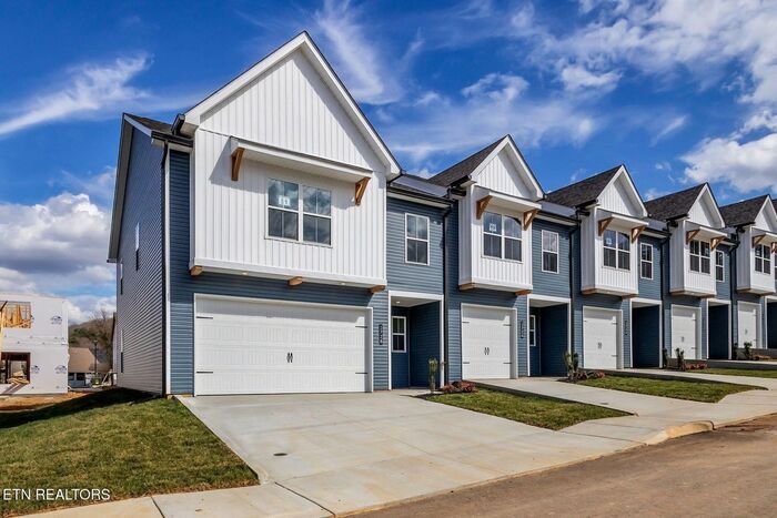 3 bedroom 2.5 bath Cosmo Floorplan at Andes Hill - 3 bedroom 2.5 bath Cosmo Floorplan at Andes Hill